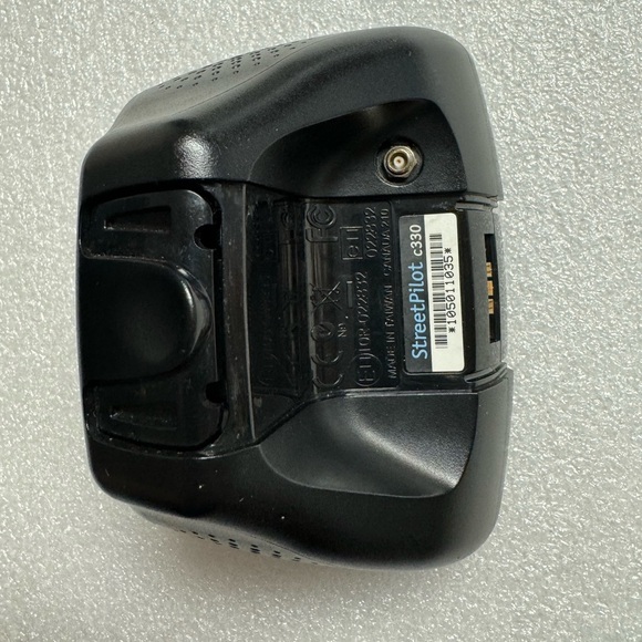 Garmin Street Pilot C330 Portable Automotive GPS with DC Car Cord. - Picture 6 of 9